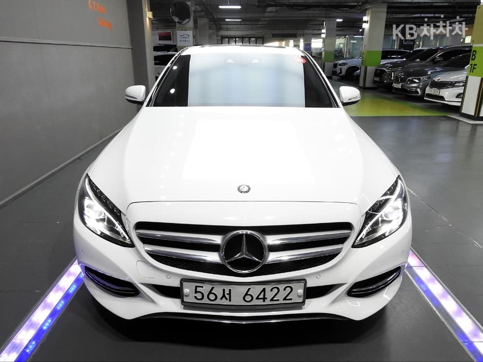 مرسيدس C-Class
