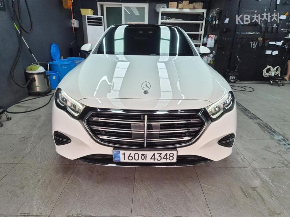 مرسيدس E-Class