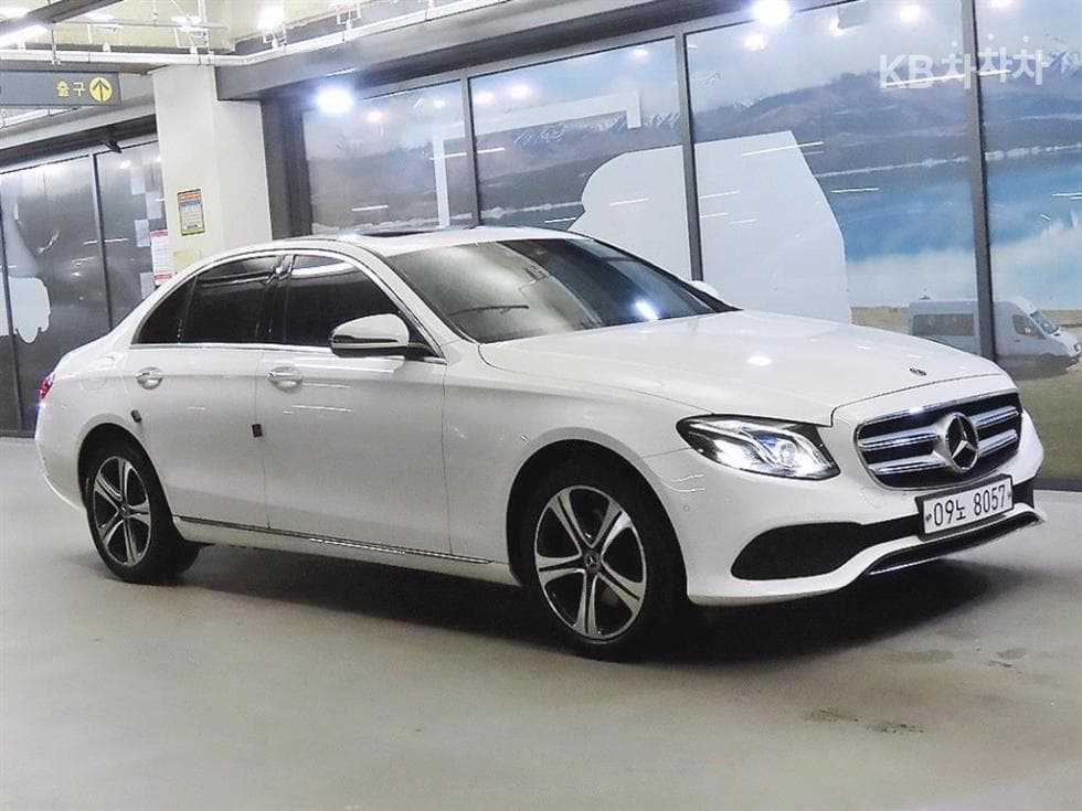 مرسيدس E-Class