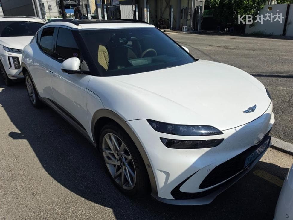 Genesis GV60