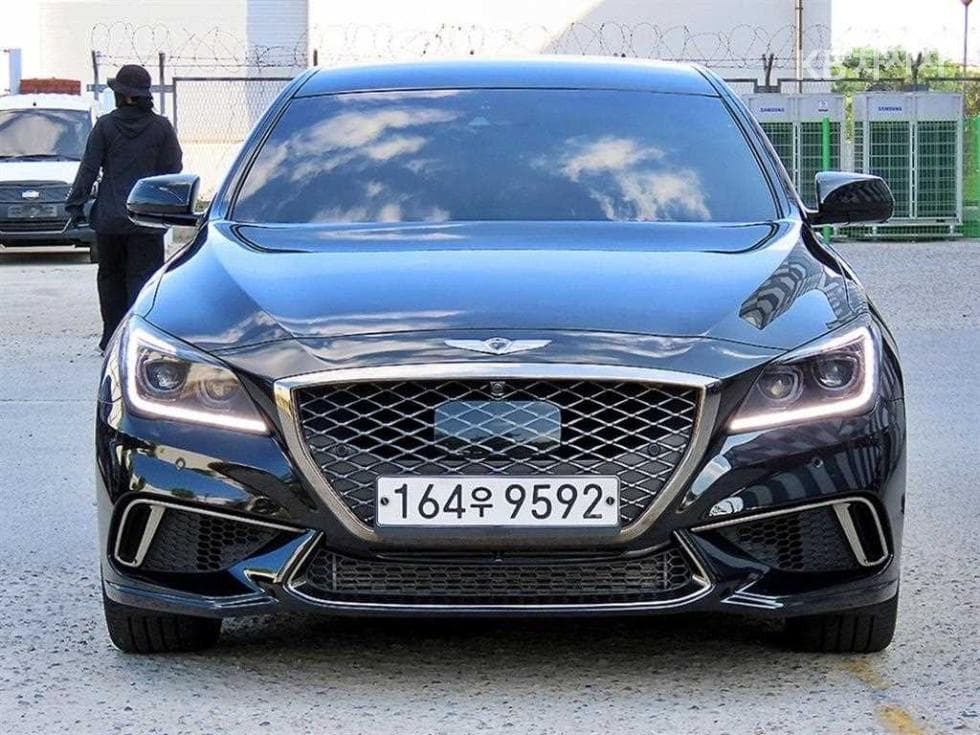 جينيسيس G80