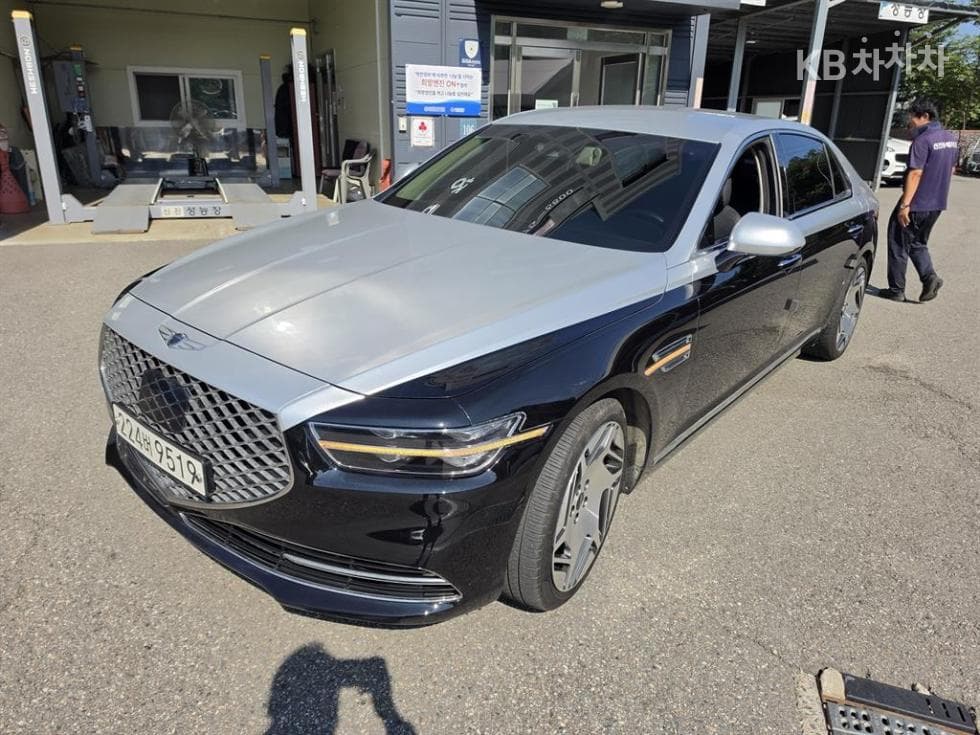 جينيسيس G90