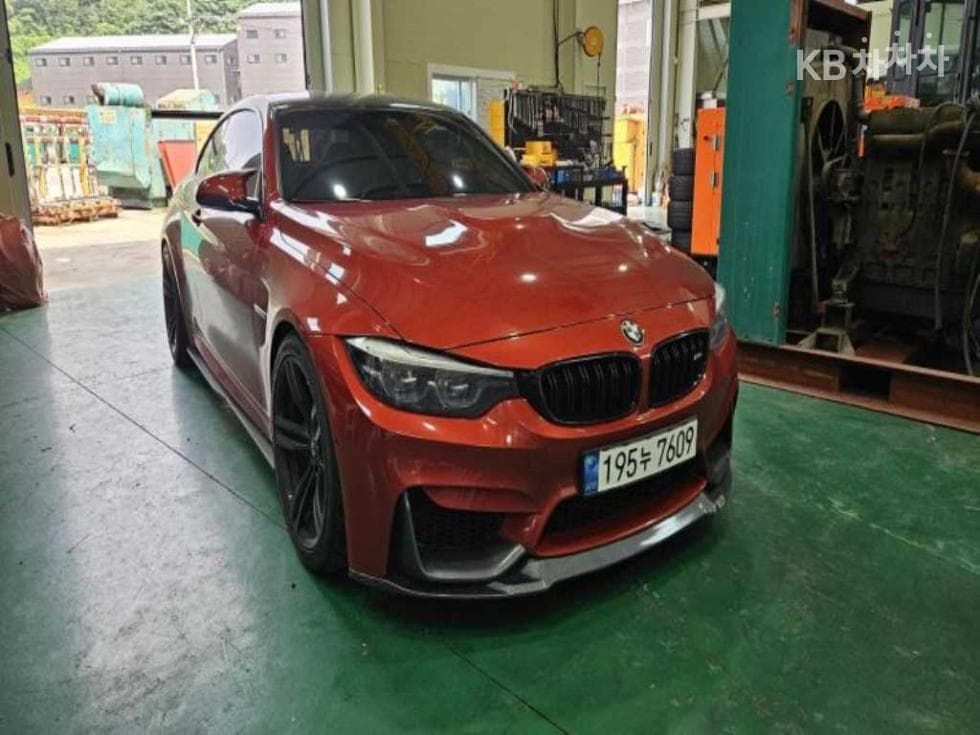 BMW M4