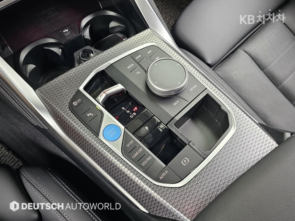 BMW - i4 | eDrive40 M Sport Pro 9