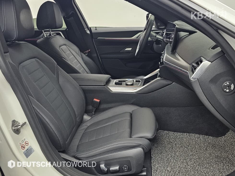 BMW - i4 | eDrive40 M Sport Pro 10