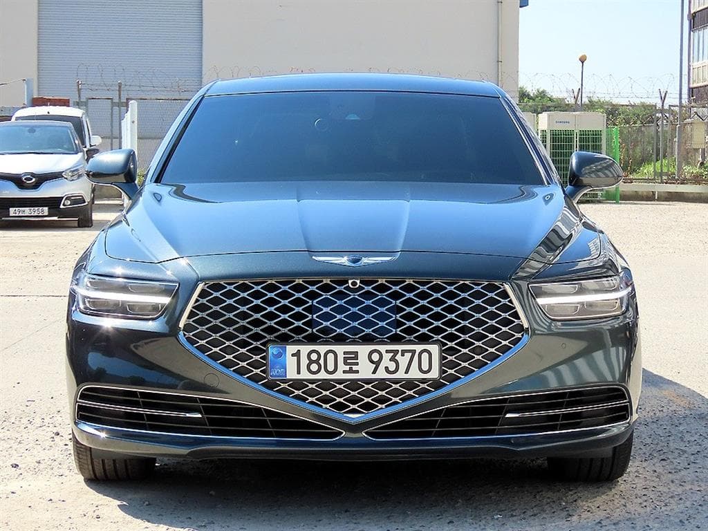 جينيسيس G90