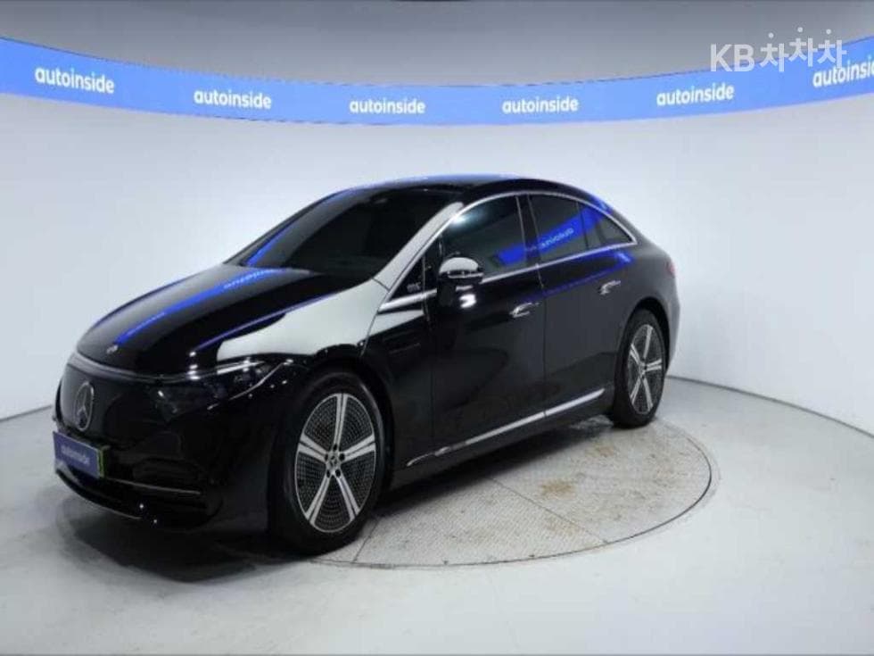Mercedes-Benz EQS