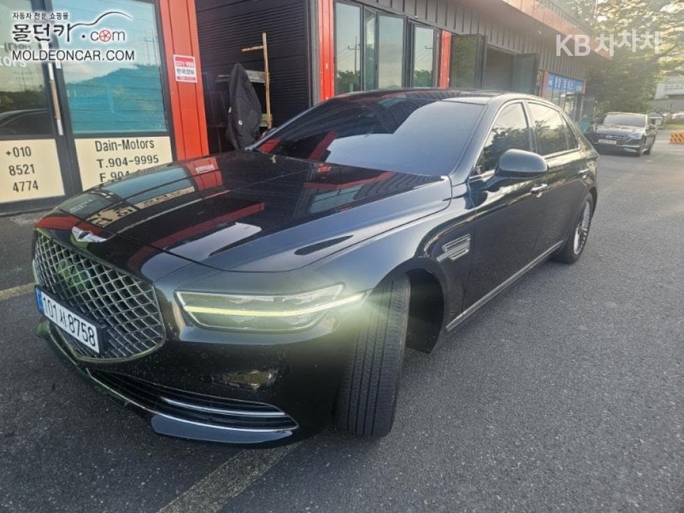 جينيسيس G90