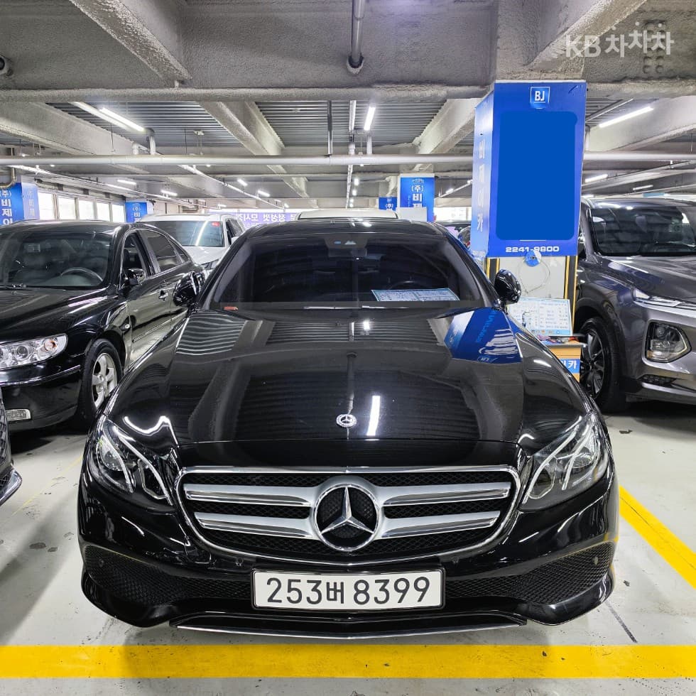 مرسيدس E-Class