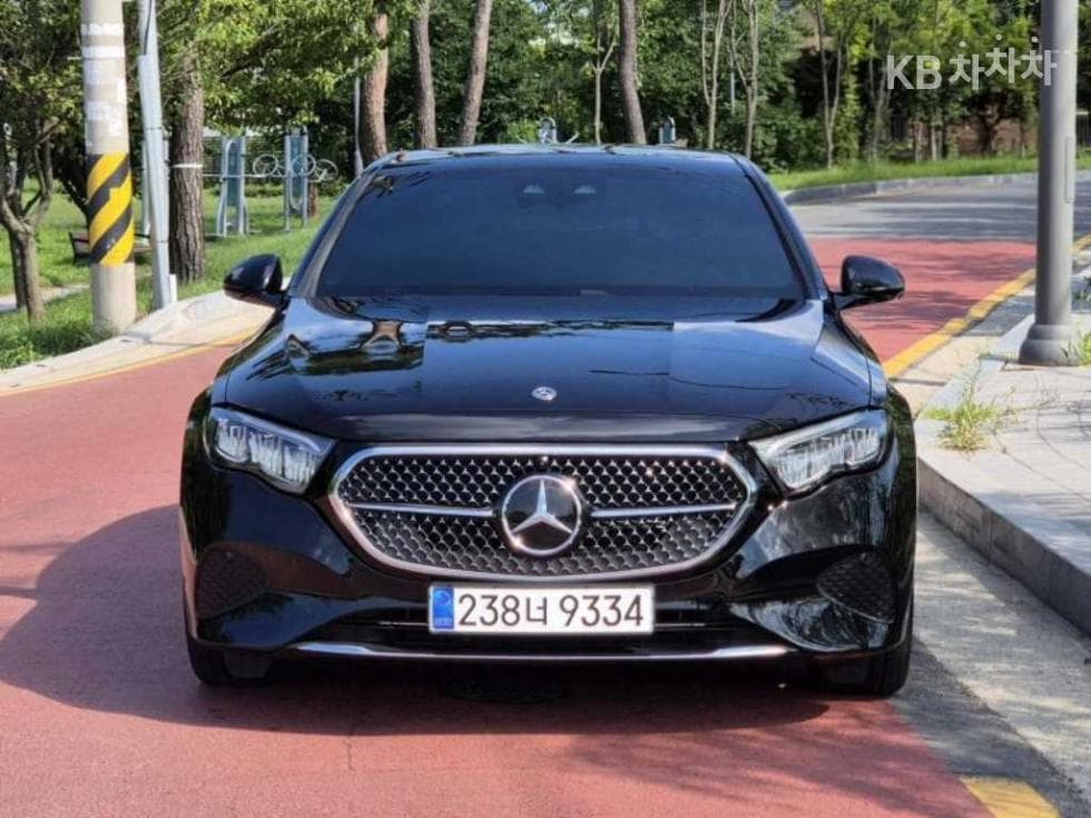 مرسيدس E-Class