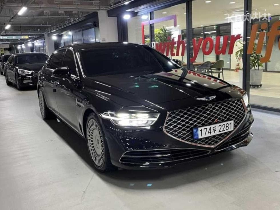 جينيسيس G90