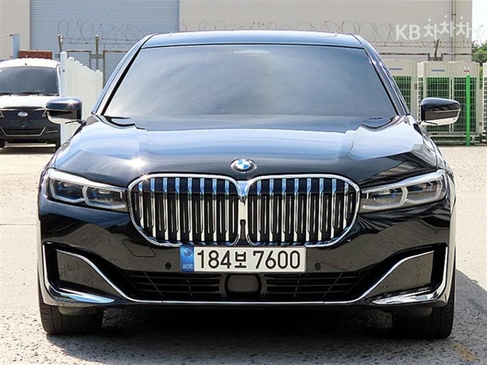 BMW 7-Series