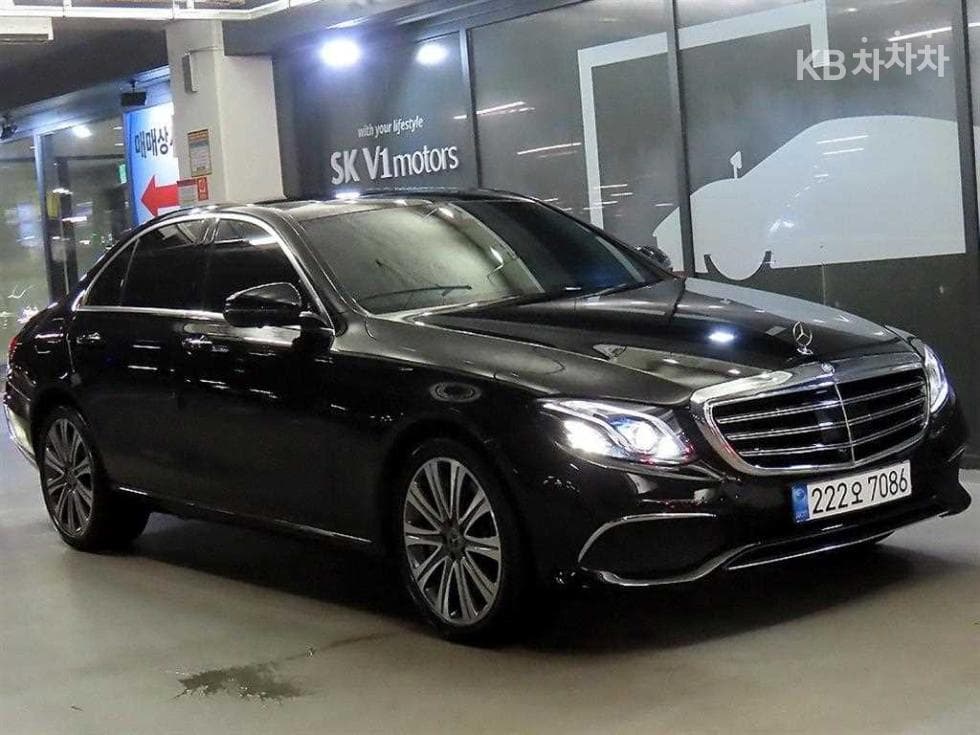 مرسيدس E-Class