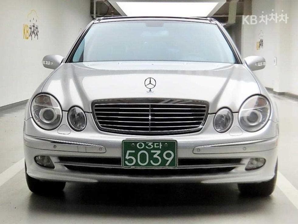 مرسيدس E-Class