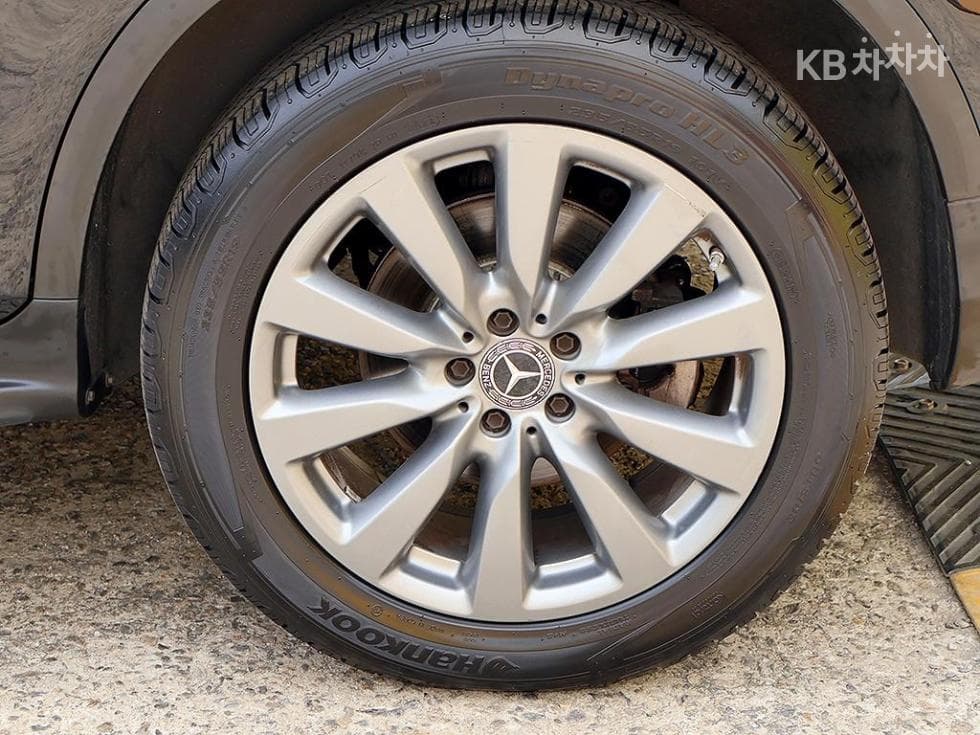 Mercedes-Benz - GLC-Class | 350 4Matic Base 17