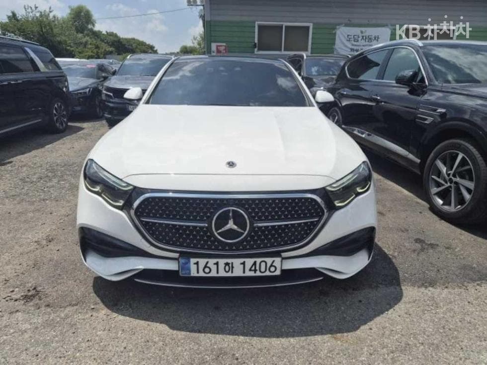 مرسيدس E-Class