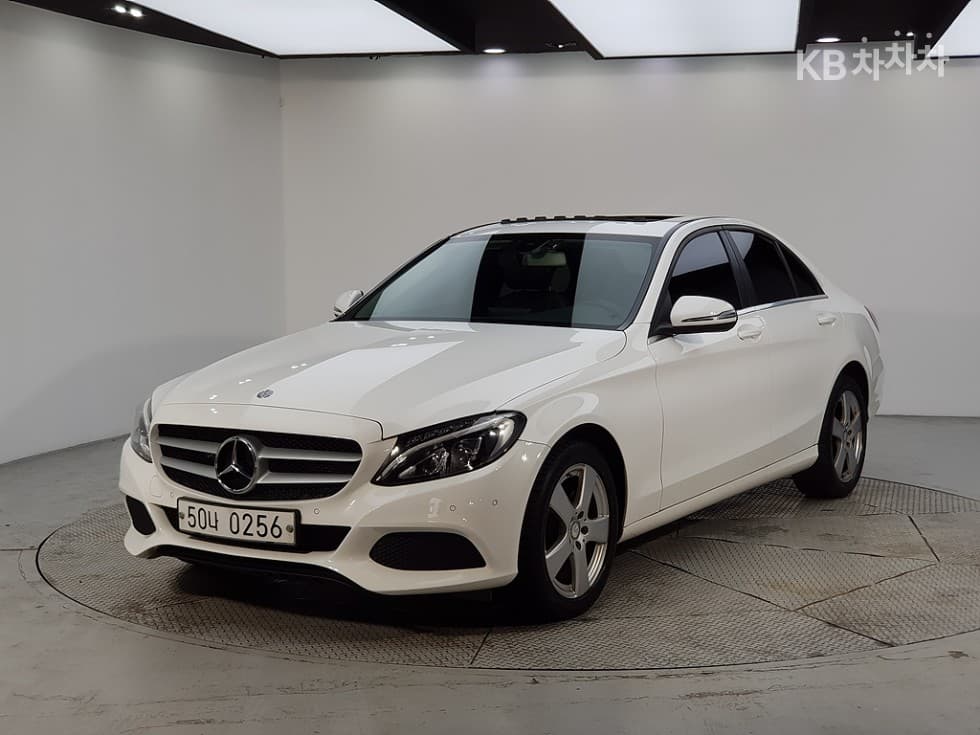 مرسيدس C-Class