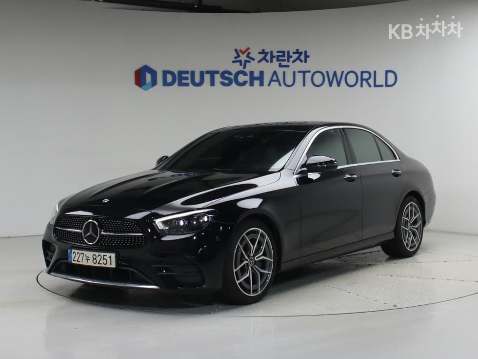 مرسيدس E-Class