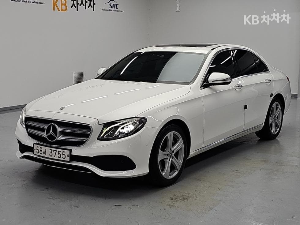 مرسيدس E-Class
