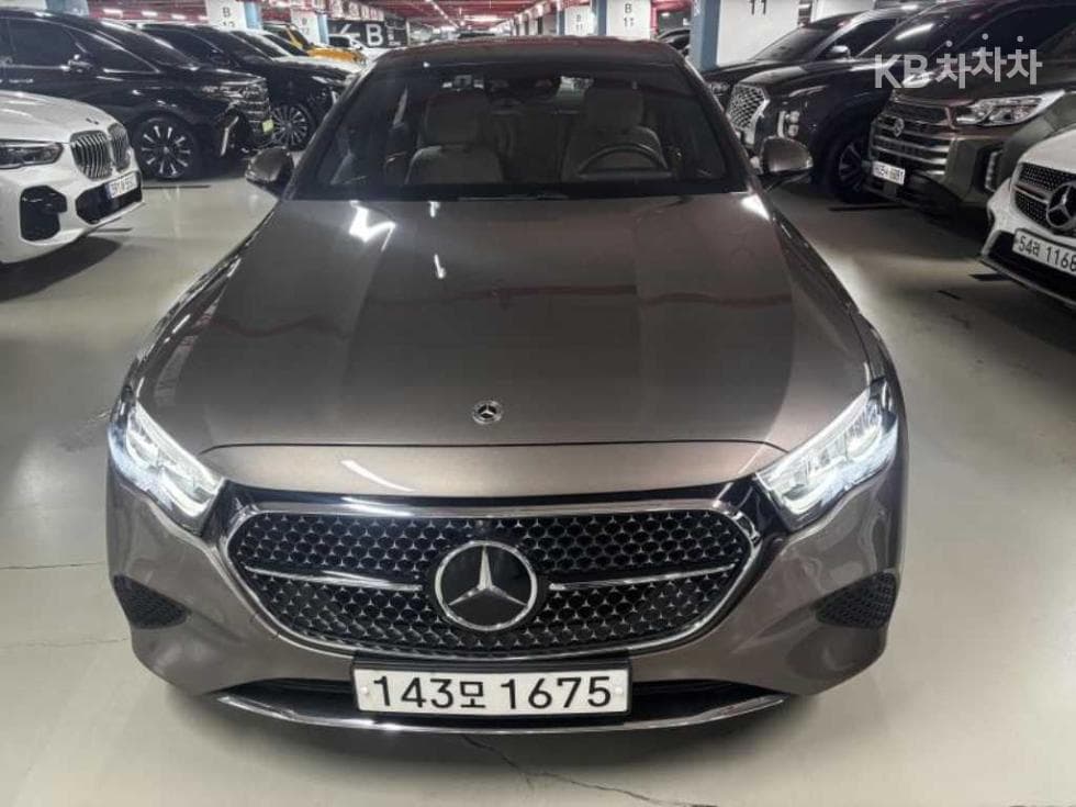 مرسيدس E-Class