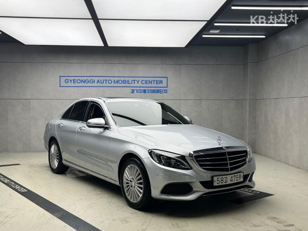 مرسيدس C-Class