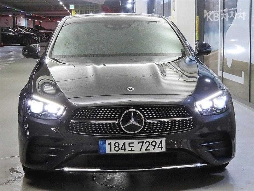 مرسيدس E-Class
