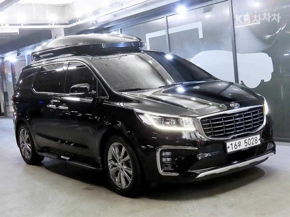 Kia Carnival