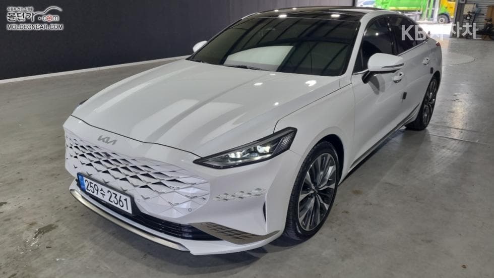 Kia K8