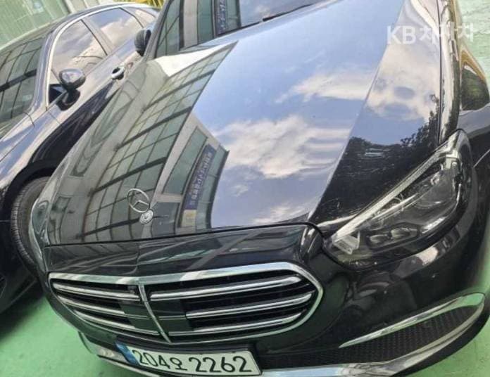 مرسيدس E-Class