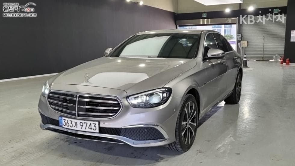 مرسيدس E-Class