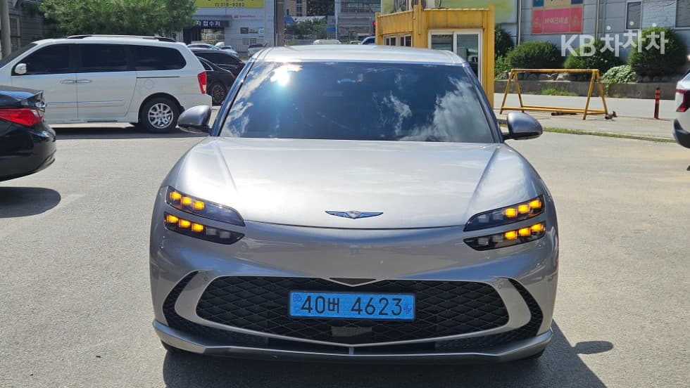Genesis GV60