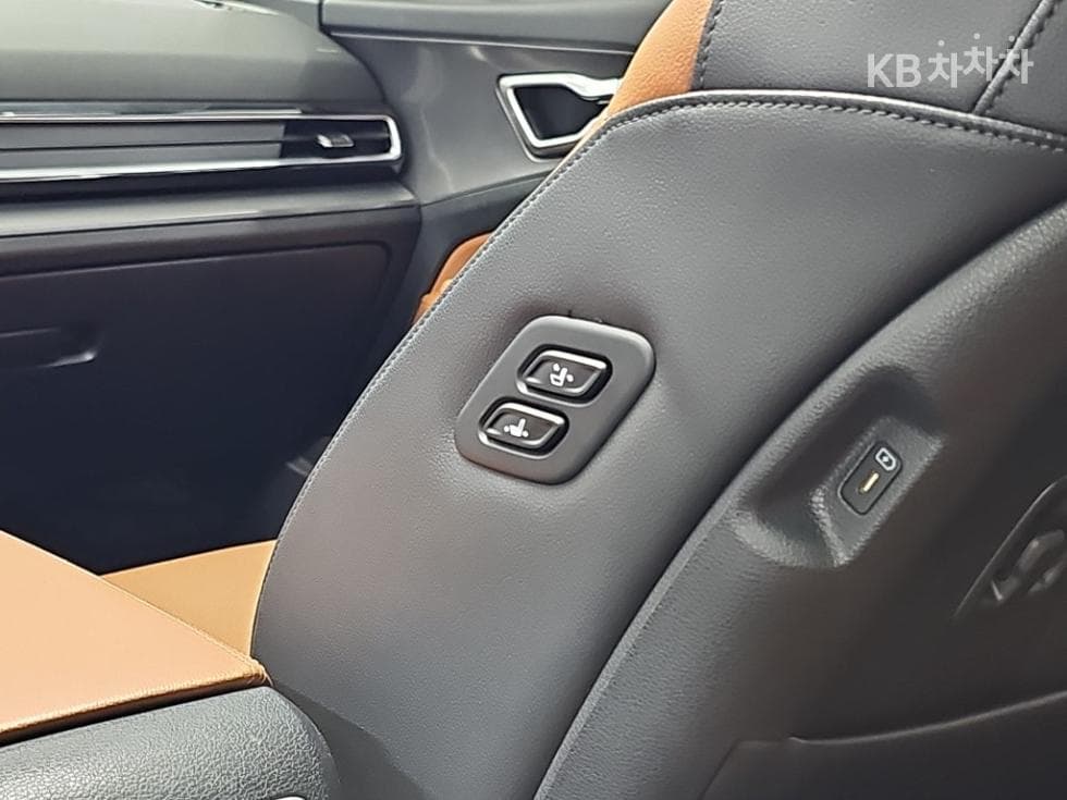 كيا - سبورتاج | The All New D2.0 2WD Noblesse 13