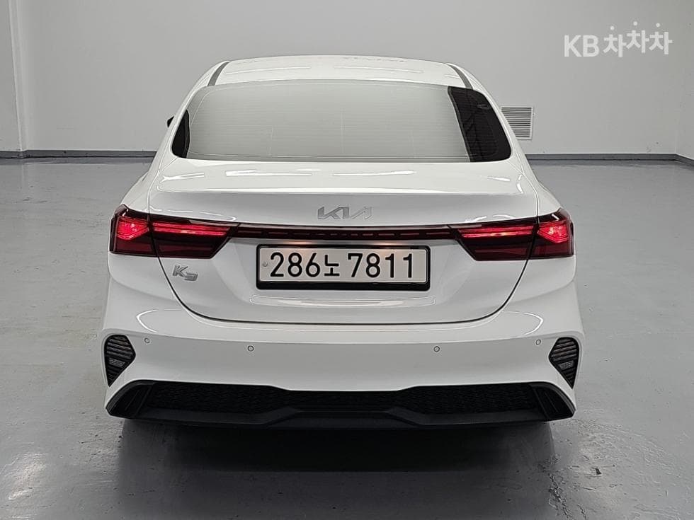 كيا - K3 | The New 1.6 Gasoline Trendy 3