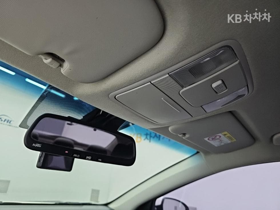 كيا - K3 | The New 1.6 Gasoline Trendy 13