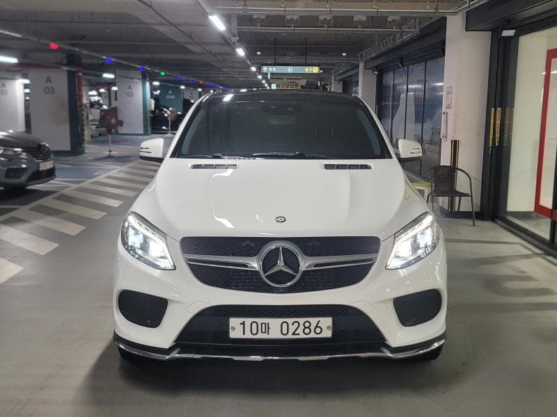 Mercedes-Benz GLE-Class