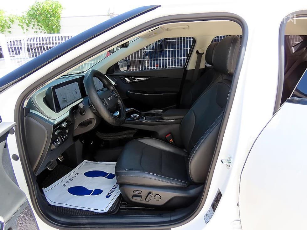 Kia - EV6 | Standard 2WD 5