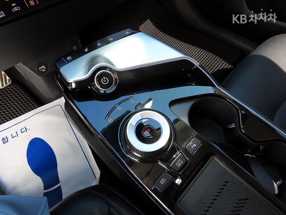 Kia - EV6 | Standard 2WD 10
