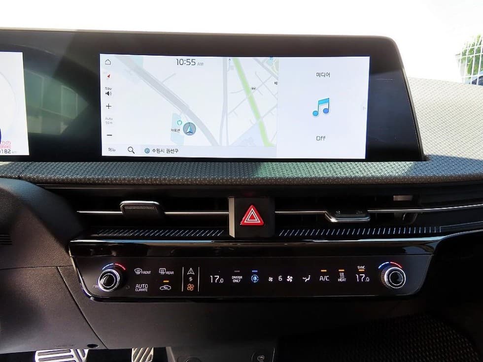 Kia - EV6 | Standard 2WD 13
