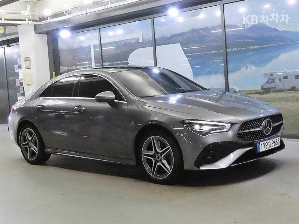 Mercedes-Benz CLA-Class
