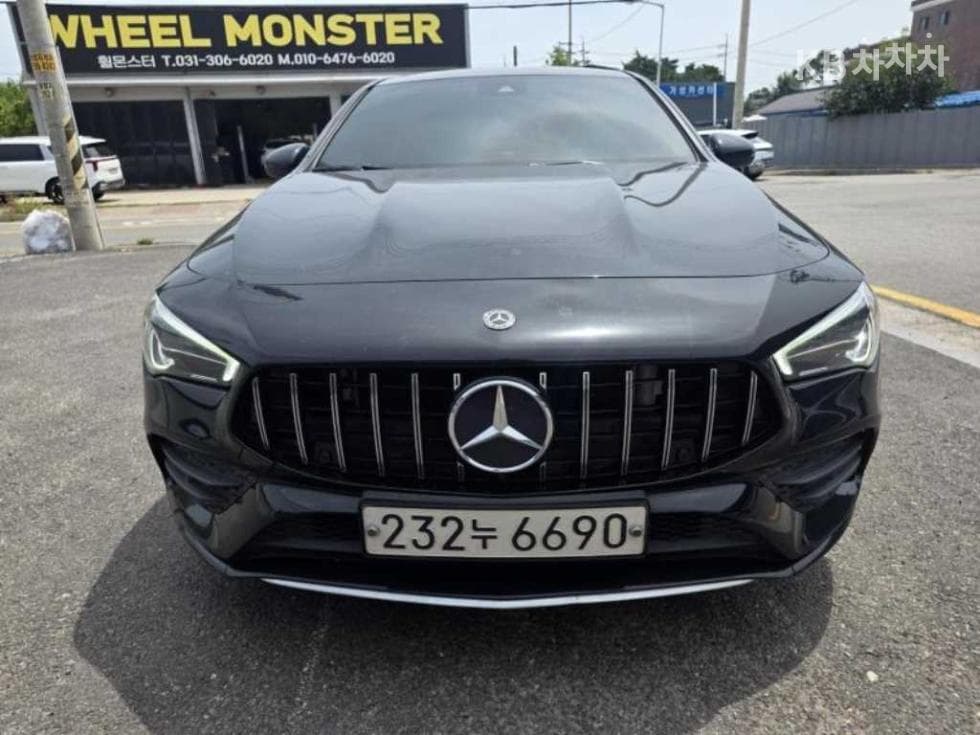 Mercedes-Benz CLA-Class