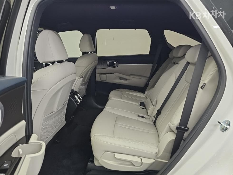 كيا - سورينتو | The New Hybrid MQ4 1.6T HEV 2WD Signature Gravity 12