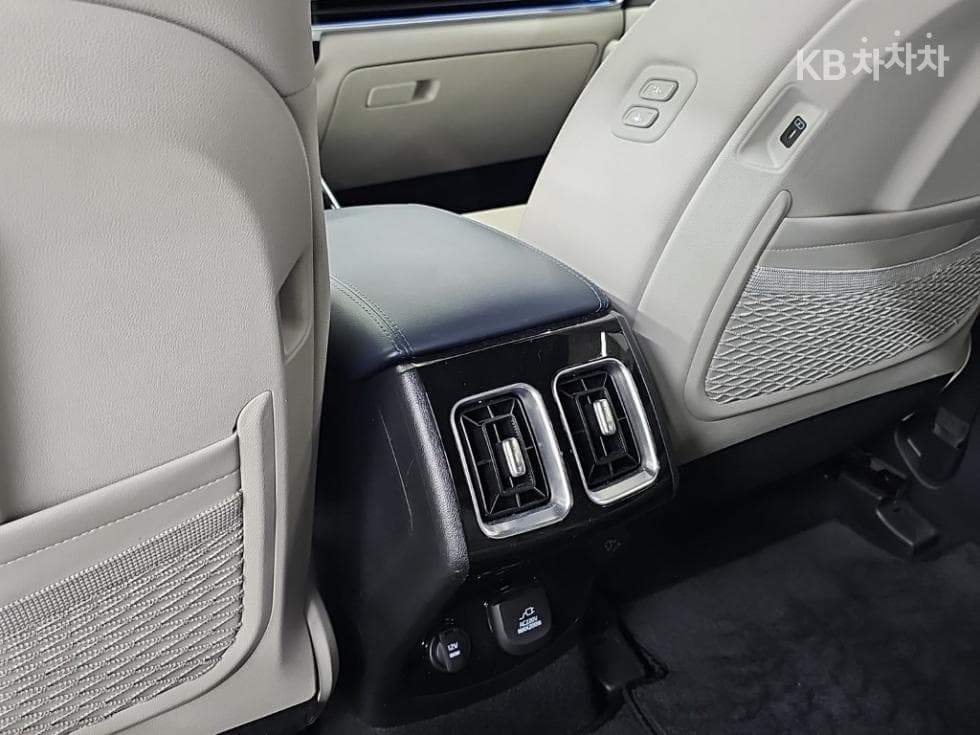 كيا - سورينتو | The New Hybrid MQ4 1.6T HEV 2WD Signature Gravity 13