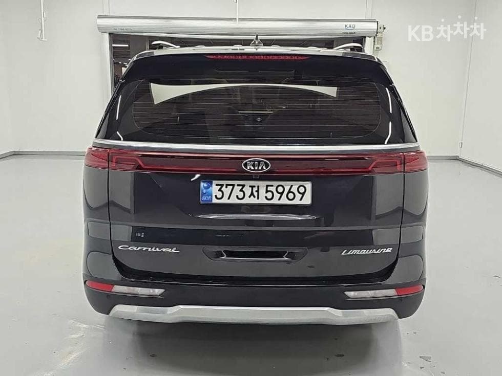 كيا - كارنيفال | 4Gen G3.5 GDI 7Seater Signature 3