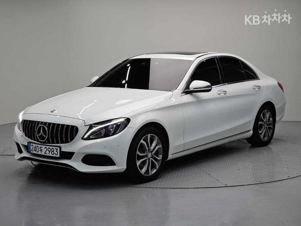 Mercedes-Benz C-Class