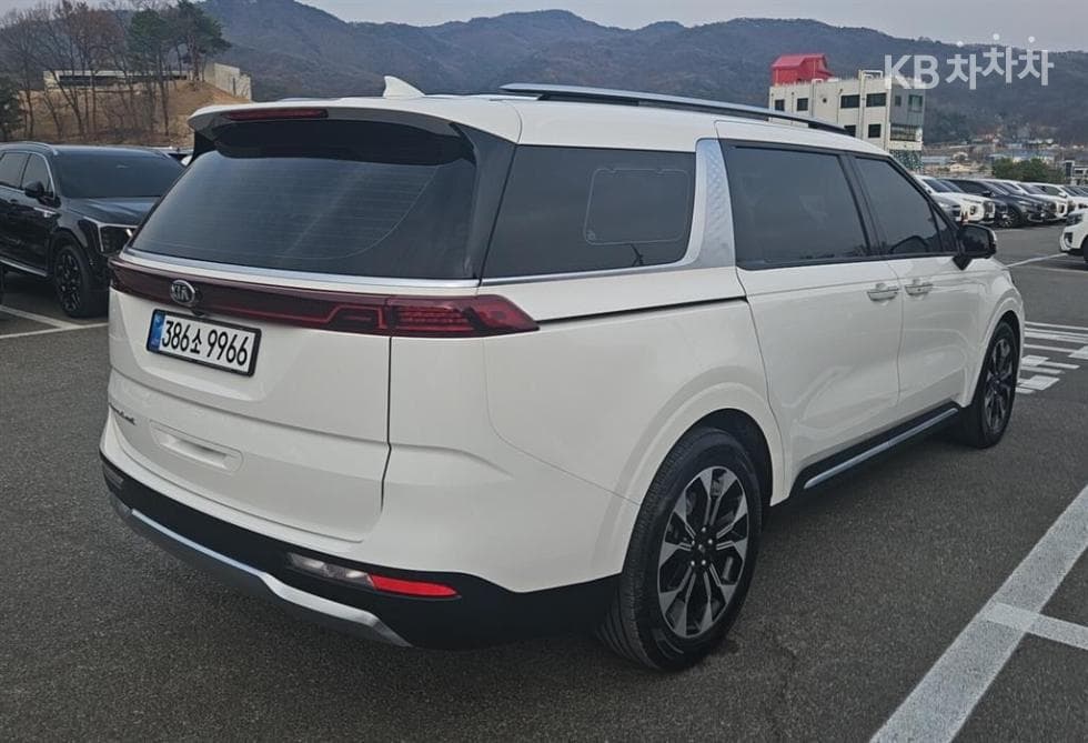 Kia - Карнивал | 4Gen D2.2 9Seater Signature 5