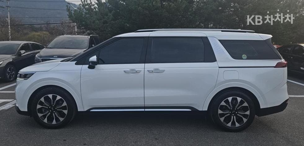 Kia - Карнивал | 4Gen D2.2 9Seater Signature 8