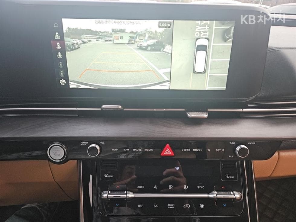 Kia - Карнивал | 4Gen D2.2 9Seater Signature 15