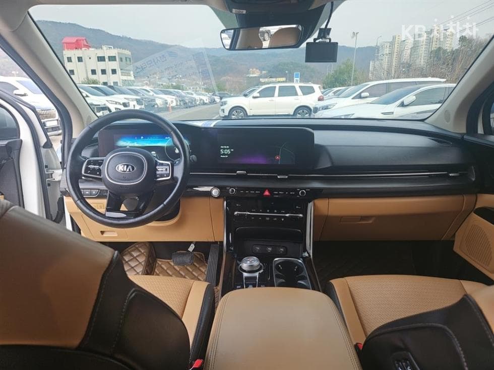 Kia - Карнивал | 4Gen D2.2 9Seater Signature 20