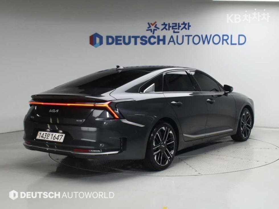 Kia - K8 | The New Hybrid 1.6 Turbo HEV 2