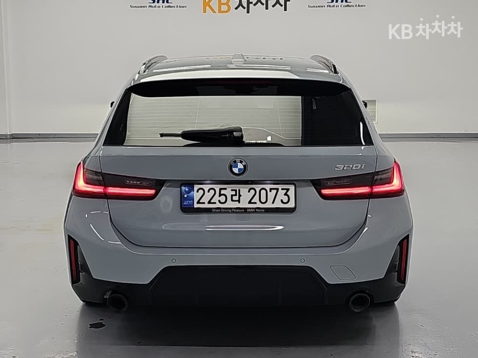 بي إم دبليو - 3-Series | 320 Touring M Sport 3